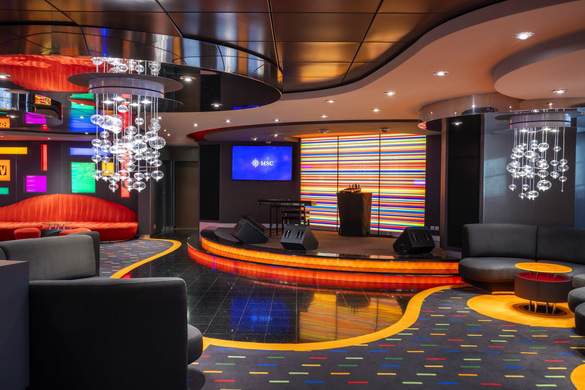 MSC Cruises MSC Fantasia Manhattan Bar - Credit - Ivan Sarfatti - MSC Rights 3.jpg